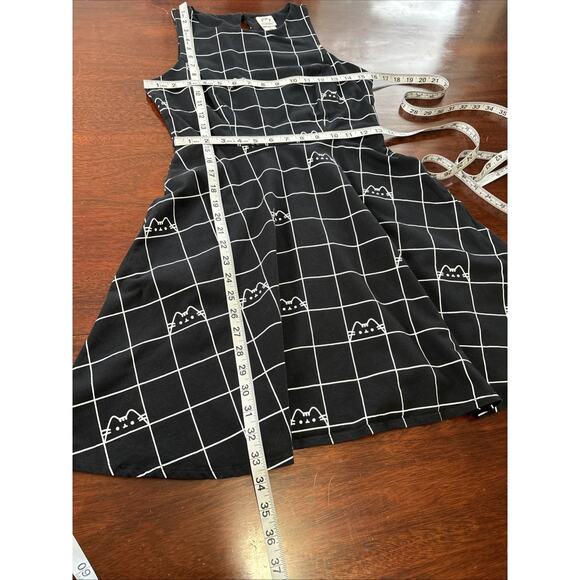 Pusheen Fit and Flare Cat Dress Sz Medium Skater Whimsical Retro Cotton Stretch - Picture 6 of 8